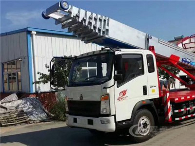 45米重汽豪沃·雲梯車