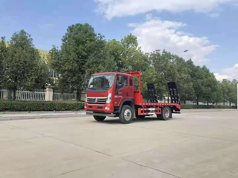 國六重汽王牌單橋黃牌平闆運輸車