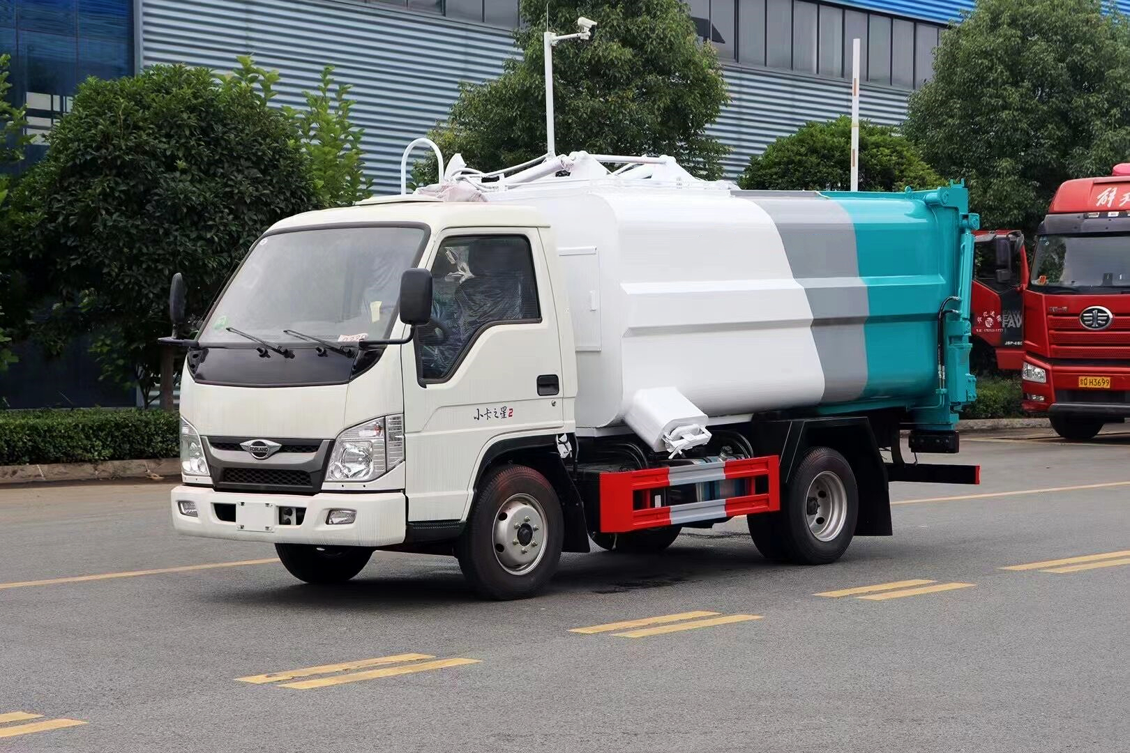 國六福田小卡4方挂桶垃圾車